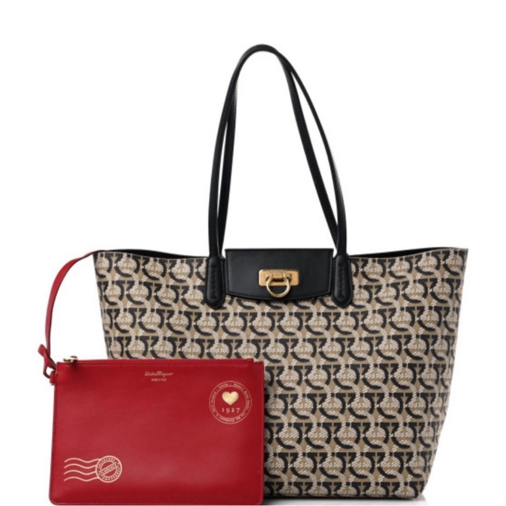 Authentic Salvatore Ferragamo Gancini Tote with pouch #88504S11